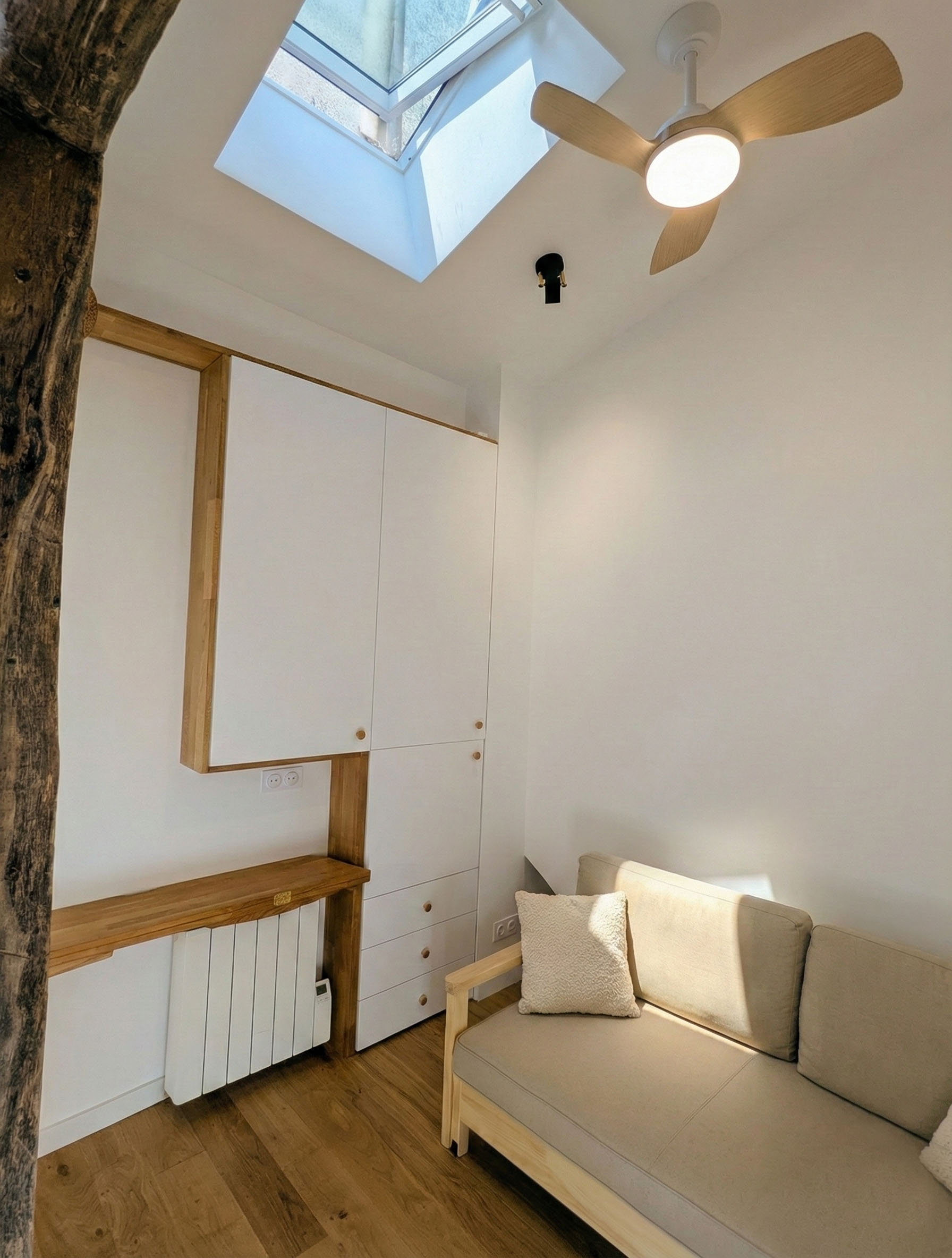 Mezzanine avec rangements intégrés